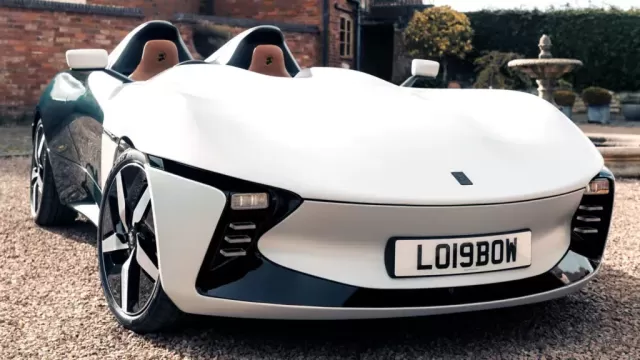 Longbow Speedster: Lightweight EV Sports Car Reigns