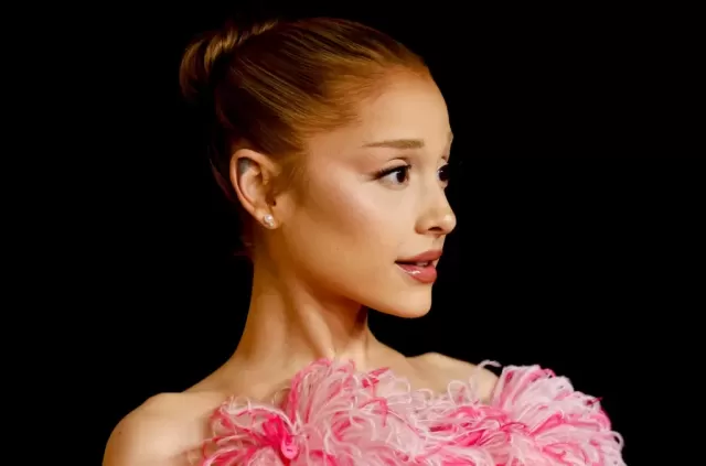 Ariana Grande's Seventh No. 1 Album Cements a Record-Breaking Reinvention Era